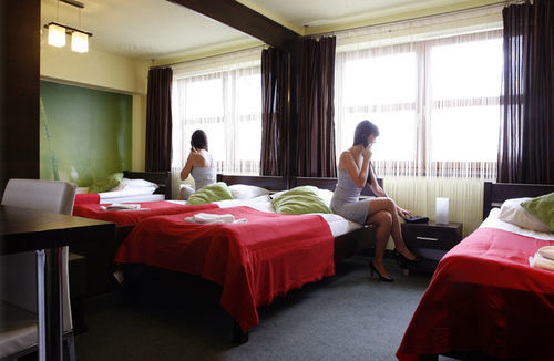 Hotel Sunny Познань Екстер'єр фото