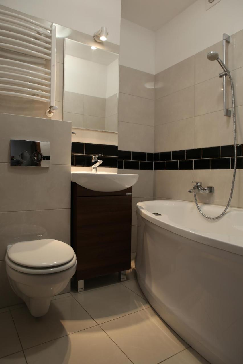 Hotel Sunny Познань Екстер'єр фото